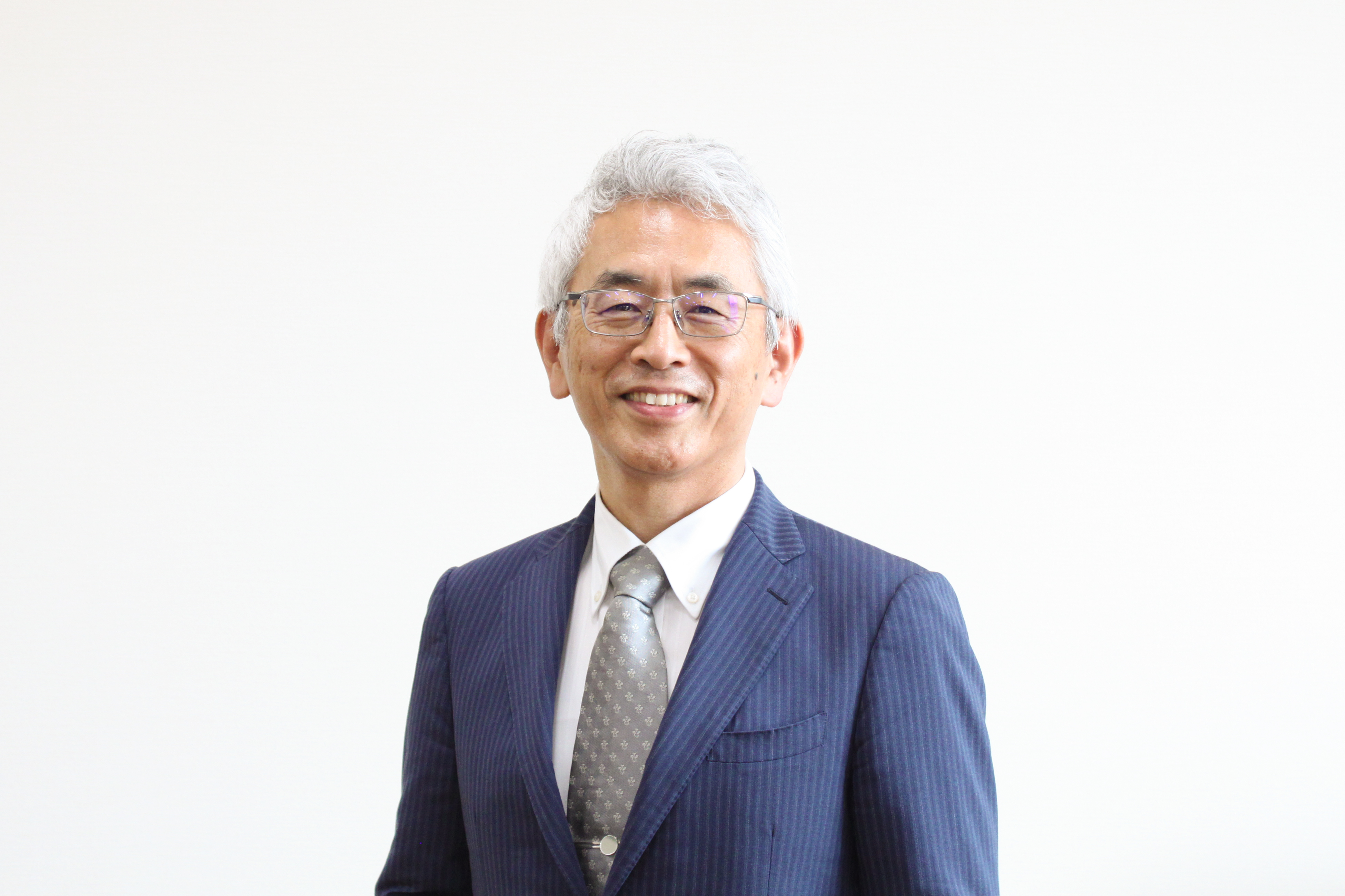 代表理事 鳥越 繁一
